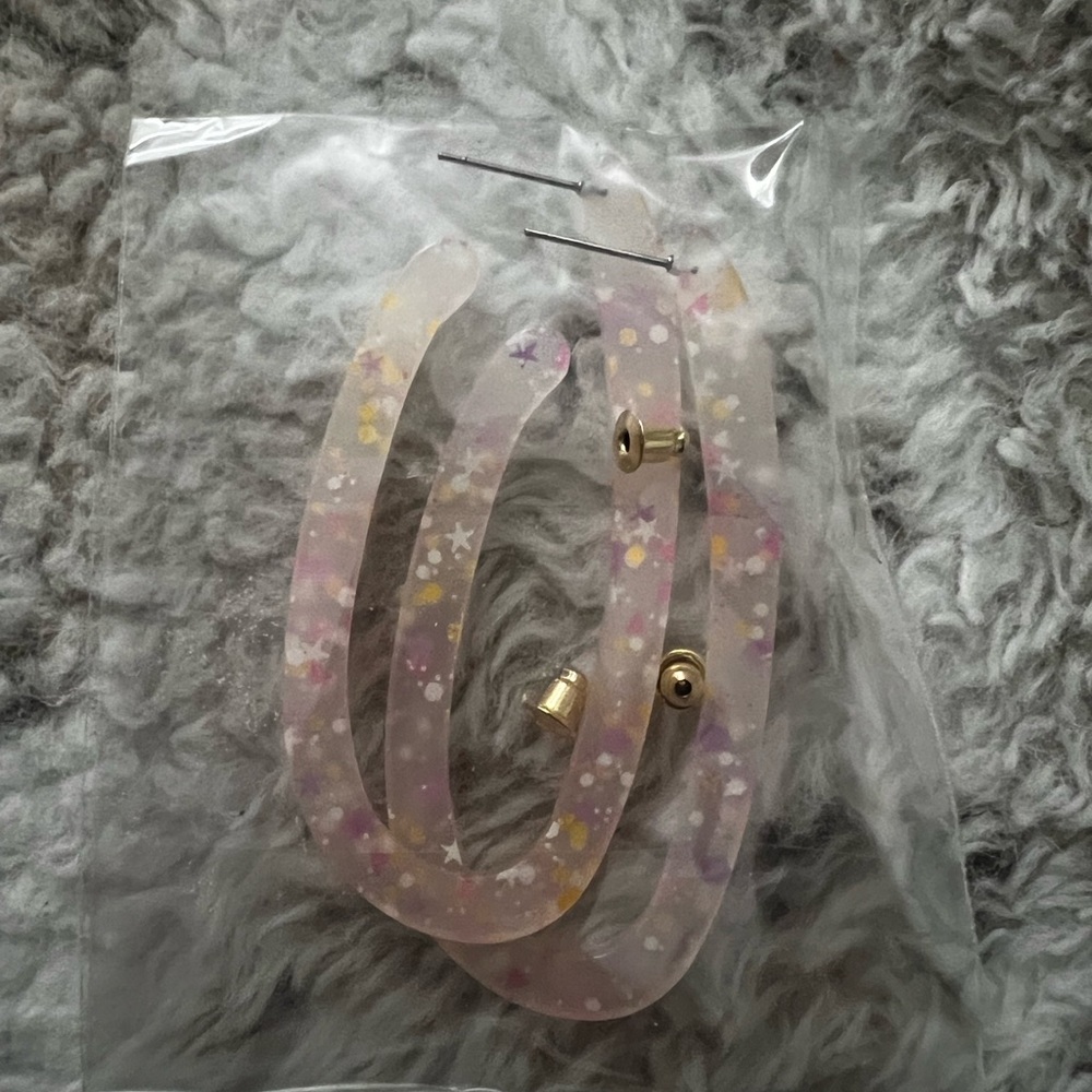 Oval earrings
